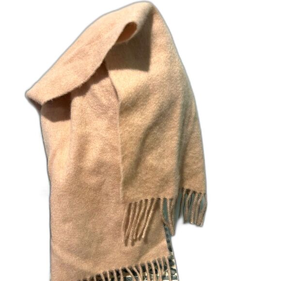 Cumbrae Scottish Cashmere Scarf - Picture 2 of 3